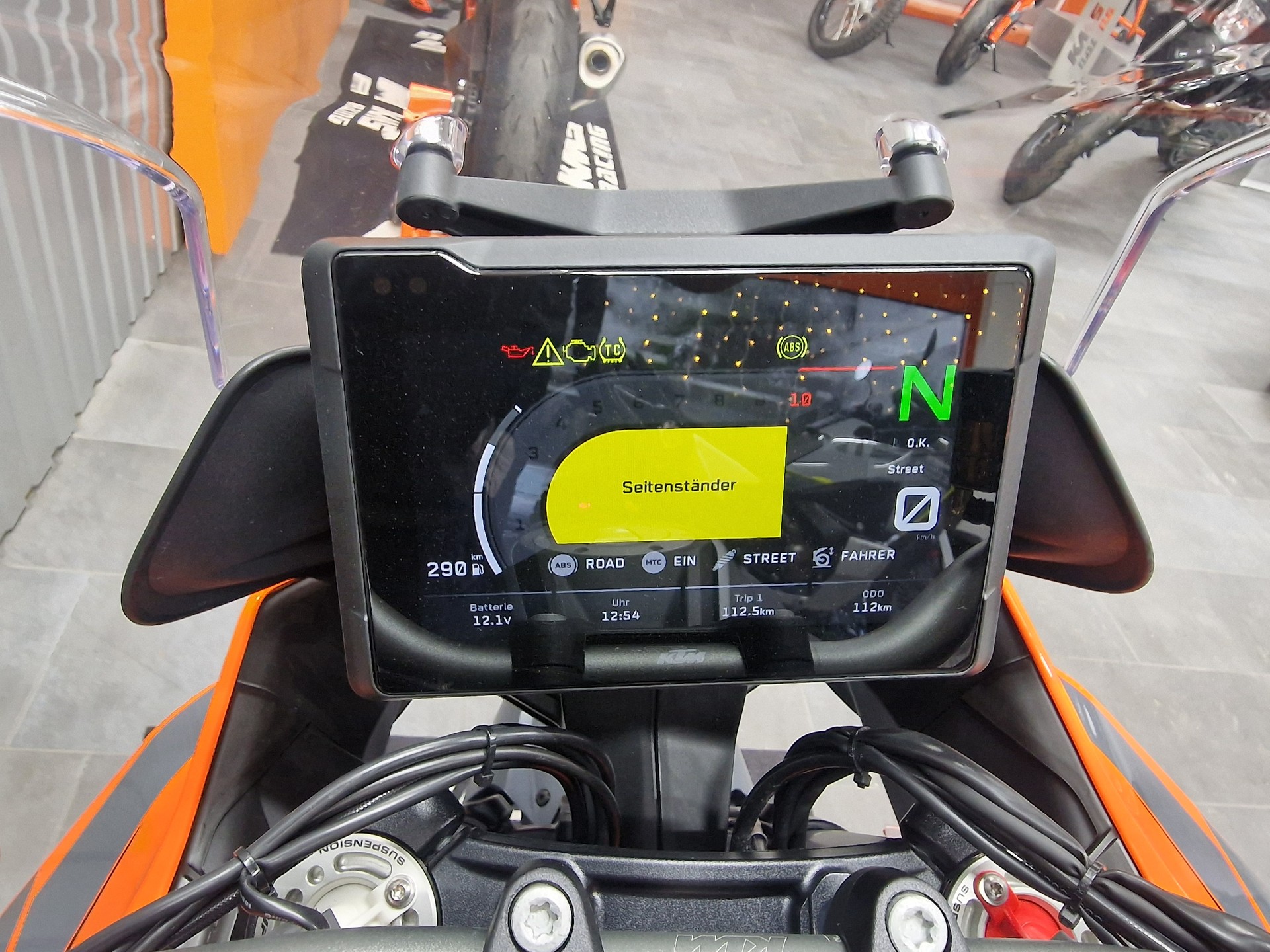 KTM 1290 Super Duke GT-image-8