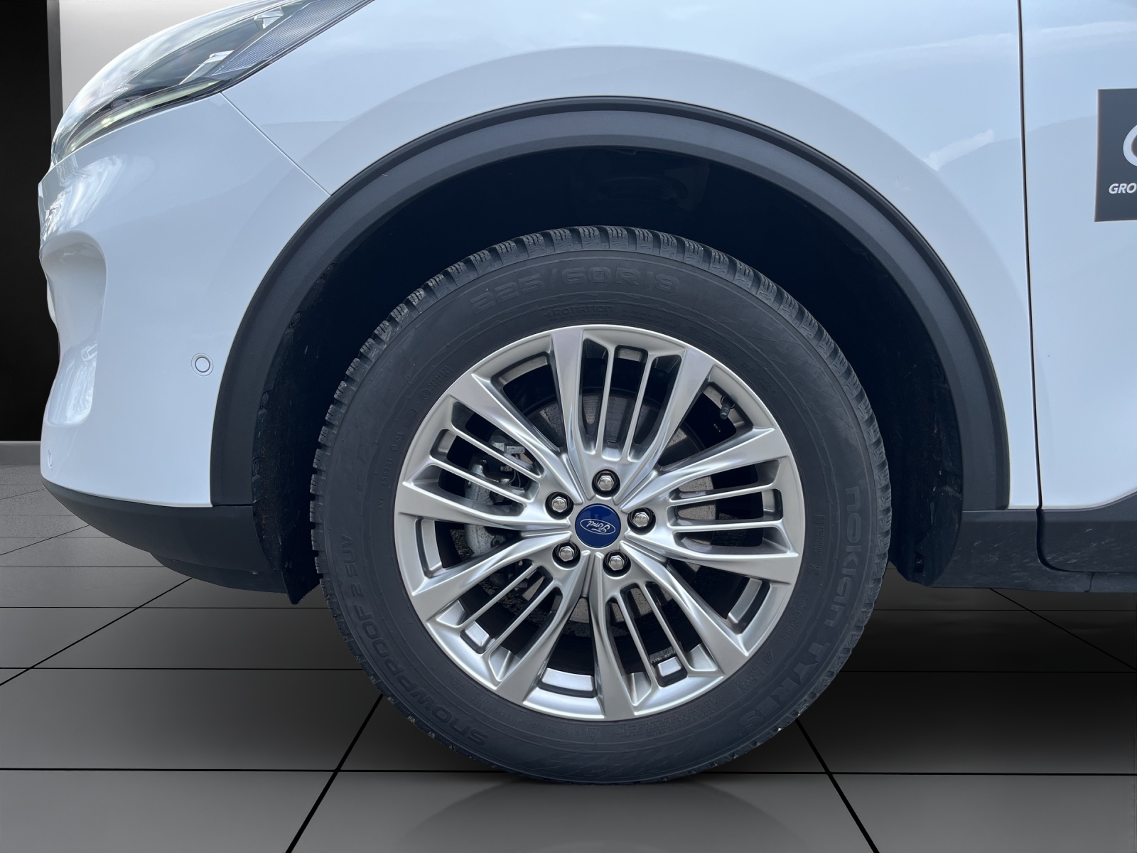 FORD Kuga 2.5 FHEV Titanium X FWD-image-6
