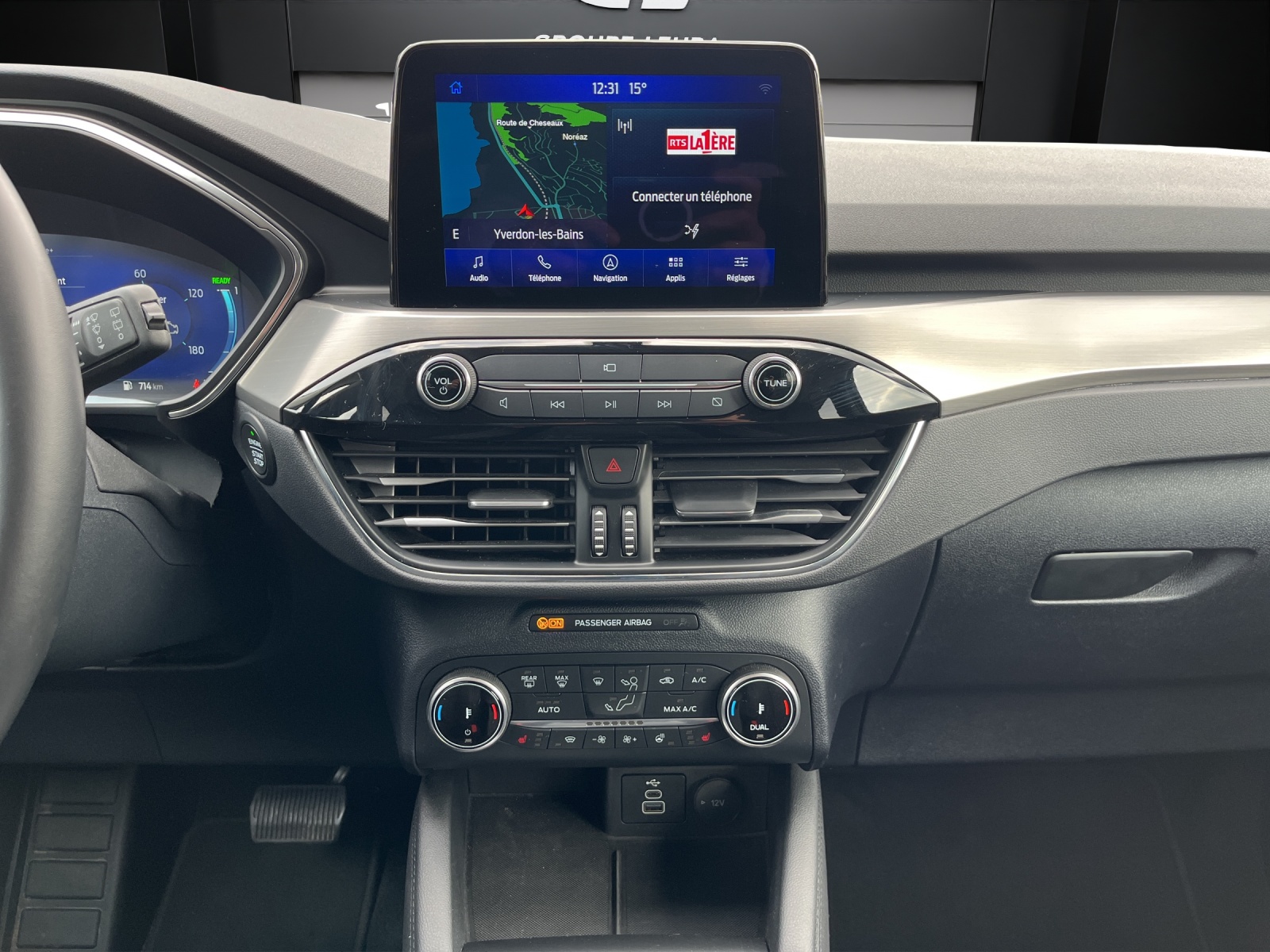 FORD Kuga 2.5 FHEV Titanium X FWD-image-12