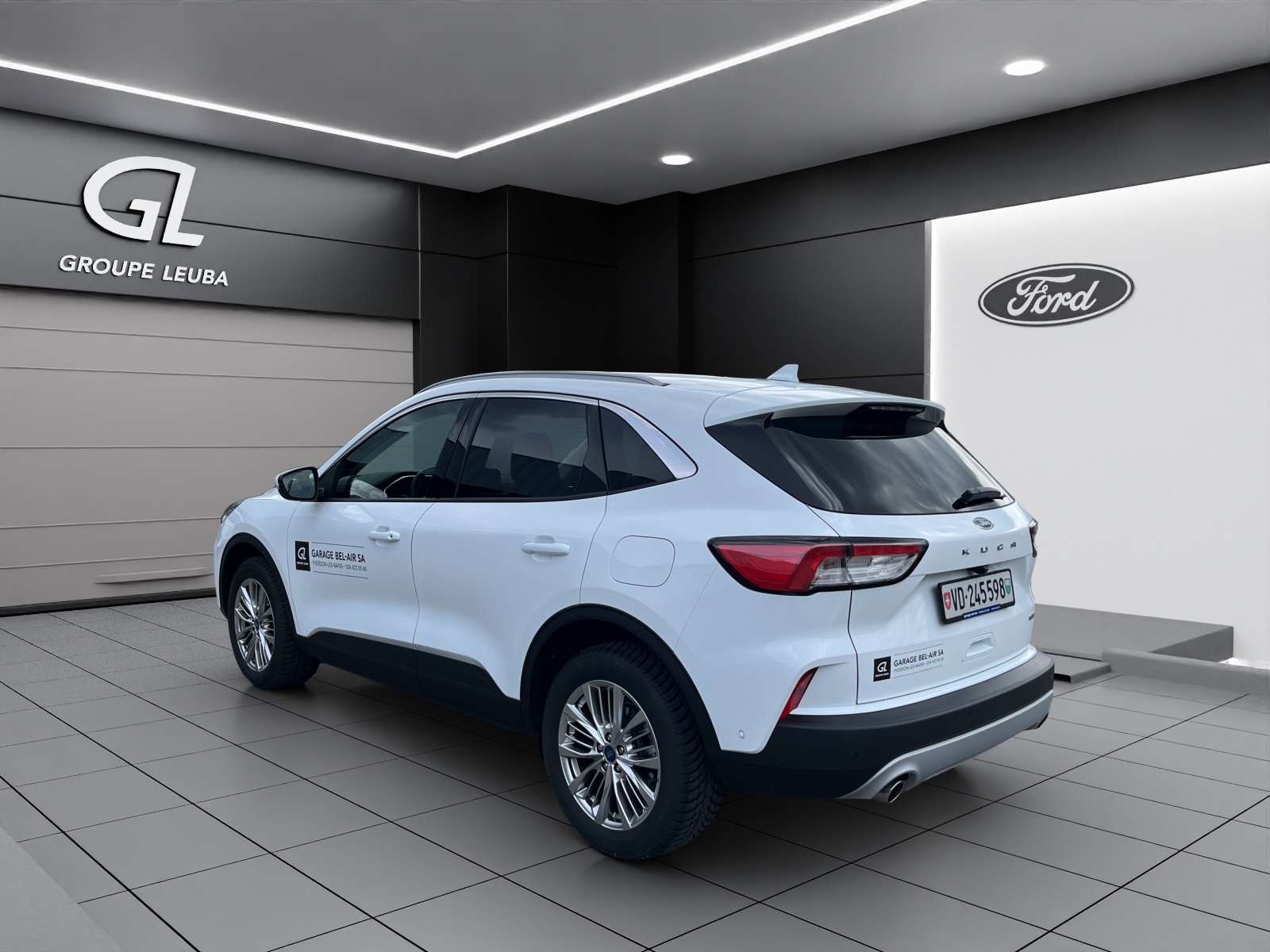 FORD Kuga 2.5 FHEV Titanium X FWD-showroom-element-3