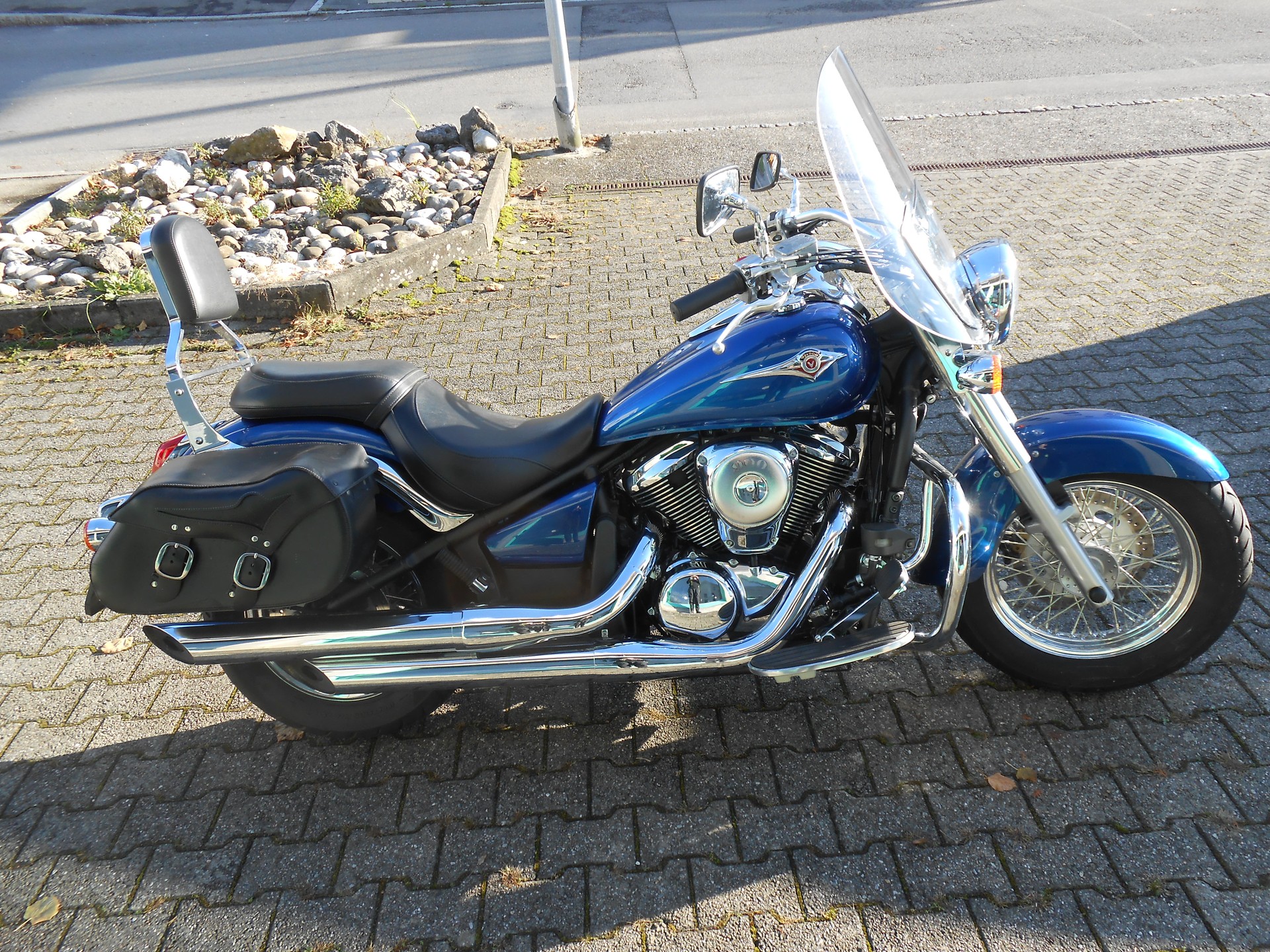 KAWASAKI VN 900 Classic-image-2