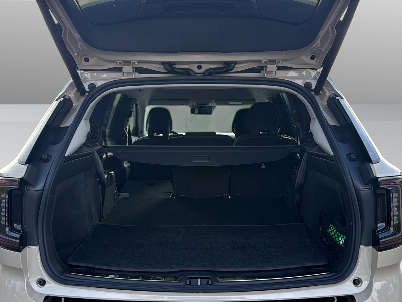 VOLVO EX 90 Twin Ultra AWD-image-15