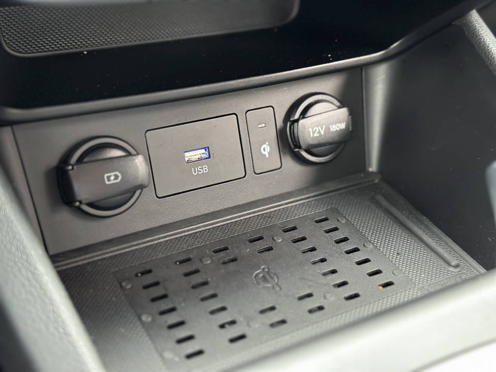 HYUNDAI Kona 1.6 GDi Hybrid Vertex-image-13