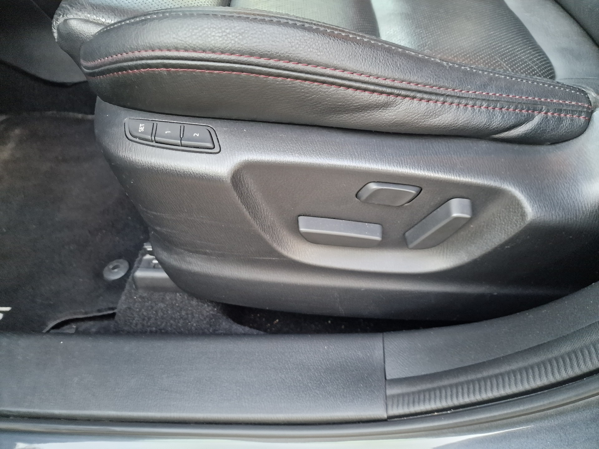 MAZDA CX-5 2.2 D HP Revolution AWD Automatic-image-12