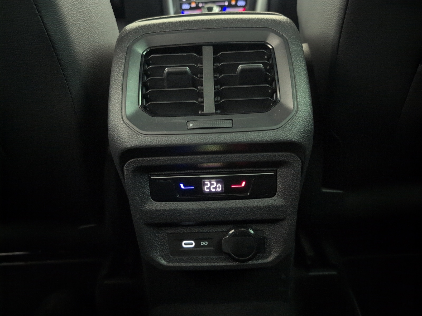 VW Tiguan 2.0TSI R-Line 4Motion DSG-image-14