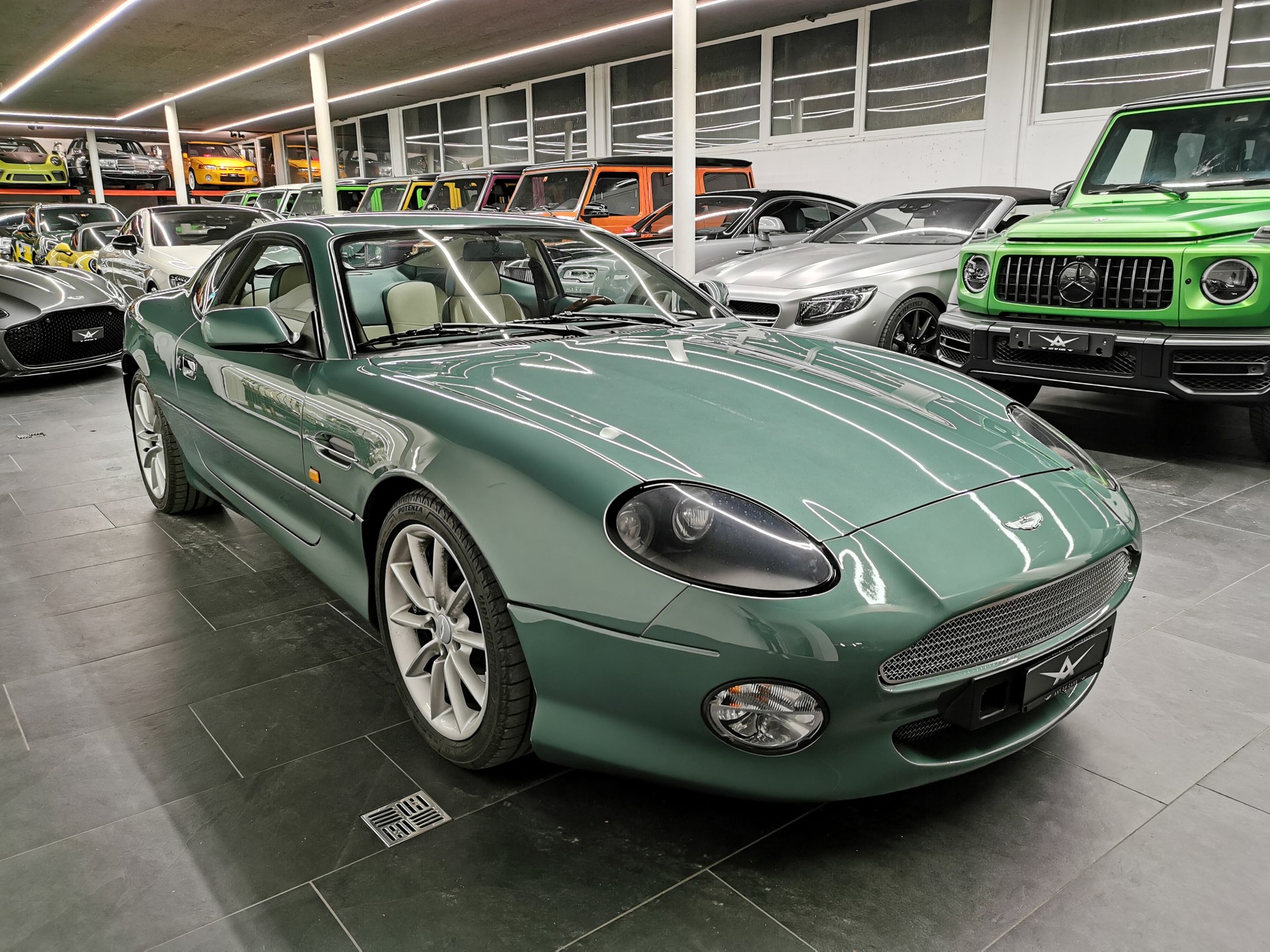 ASTON MARTIN DB7 VANTAGE V 12 VISUAL DRIVING PACKAGE "WORKS SPECIAL" JAFFA REAR LIGHT FROM 1990 SUPERCHARGED V8 VANTAGE