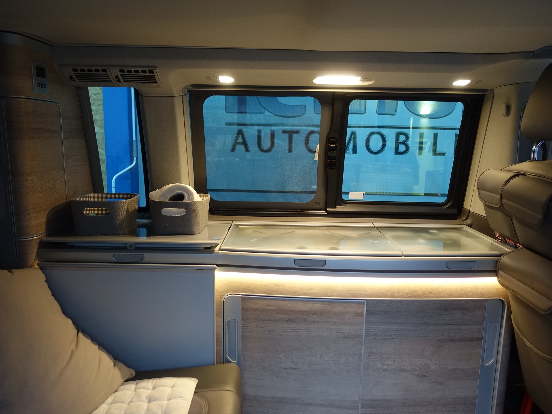VW T6.1 California 2.0 Bi-TDI Ocean Edition Liberty 4Motion DSG-image-17