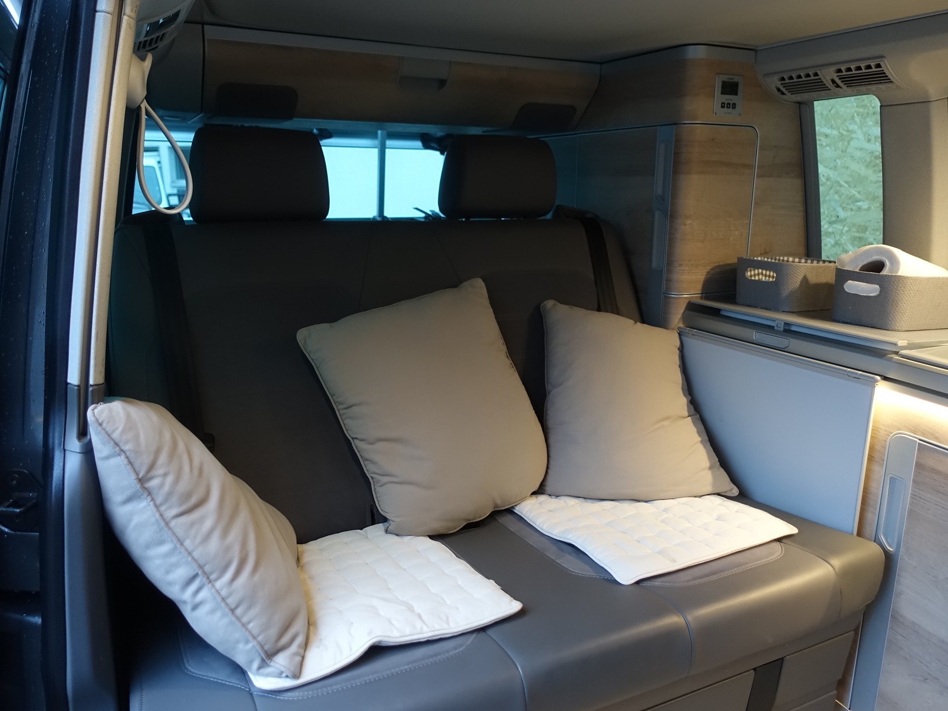 VW T6.1 California 2.0 Bi-TDI Ocean Edition Liberty 4Motion DSG-image-16