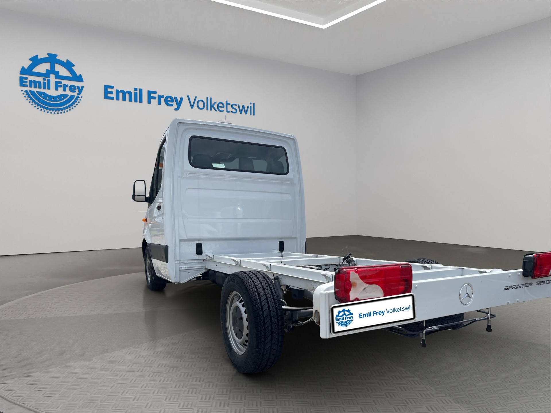 MERCEDES-BENZ Sprinter 317 CDI CH 3665mm S-showroom-element-2