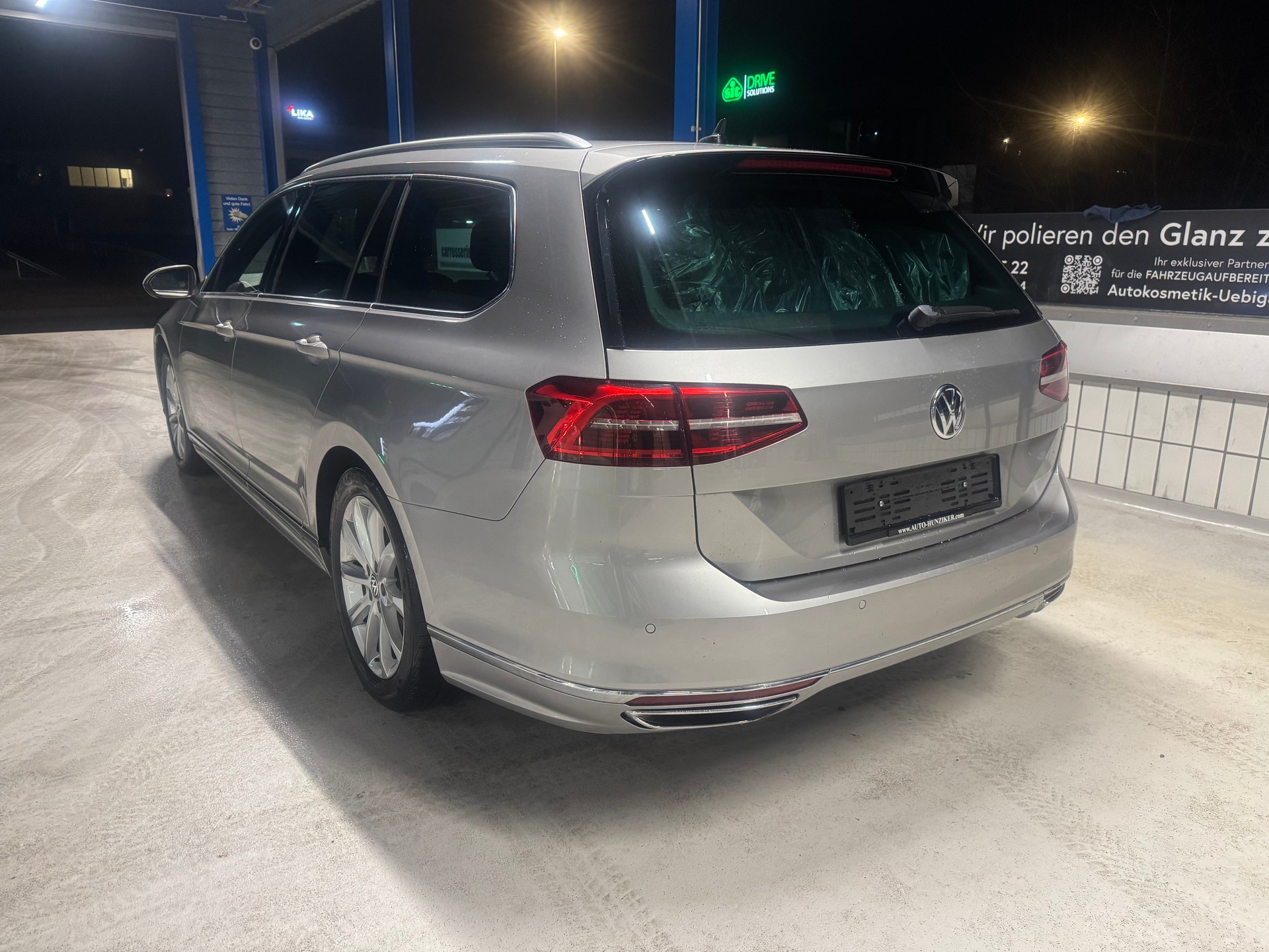 VW Passat Variant 2.0 TSI R-Line ABT 4Motion DSG-image-3