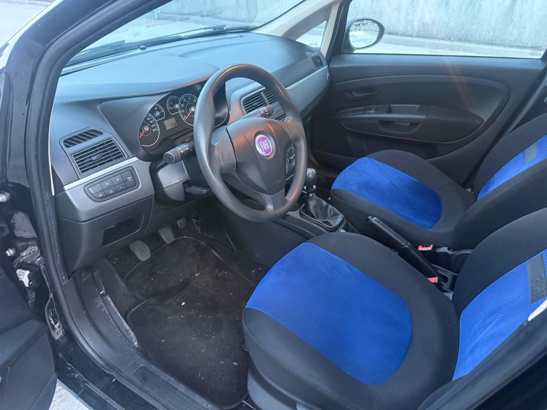 FIAT Punto 1.4 Active-image-9