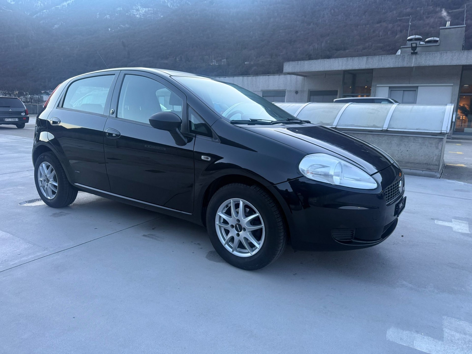FIAT Punto 1.4 Active-image-2