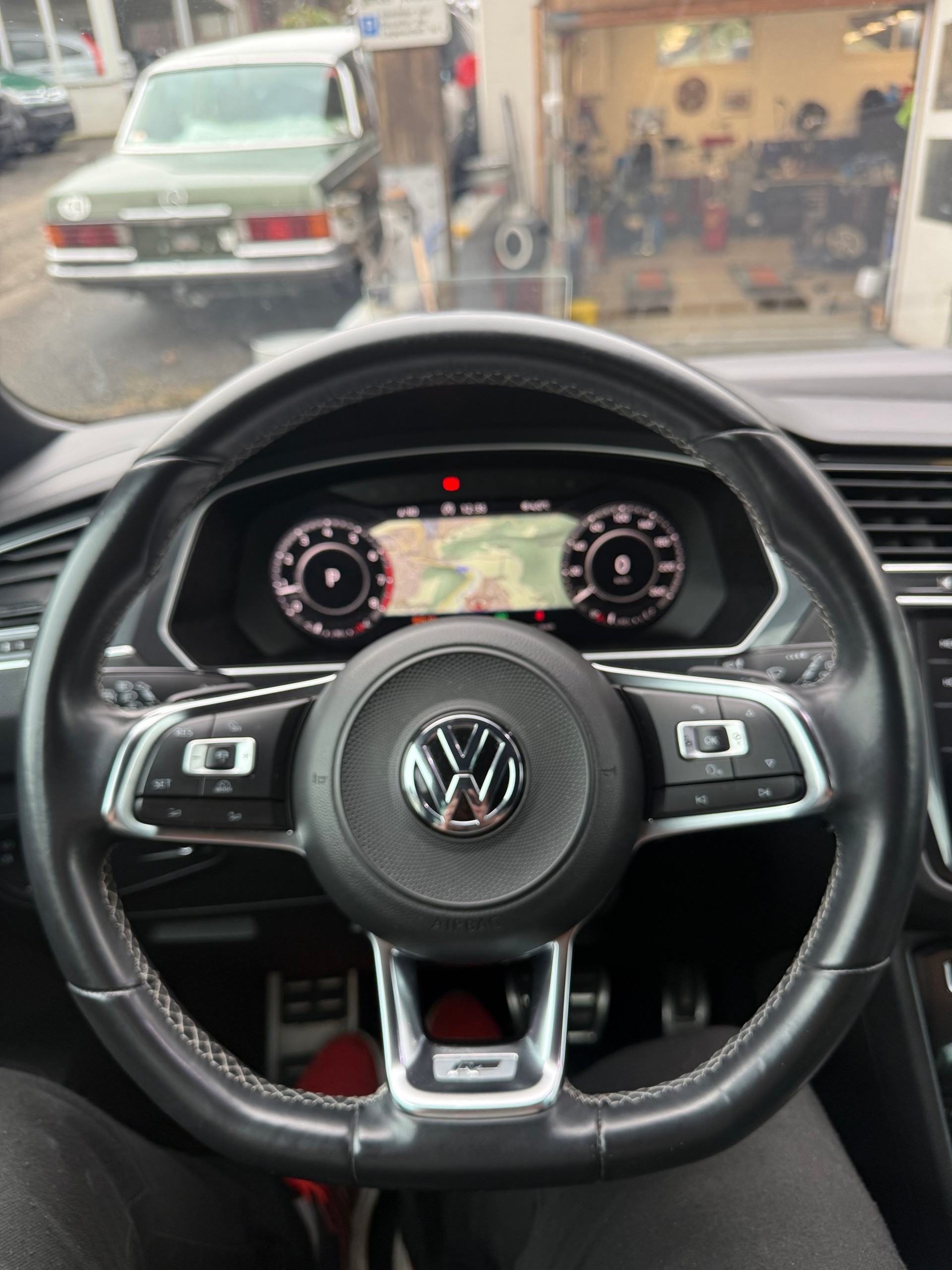 VW Tiguan 2.0TSI Highline 4Motion DSG-image-10