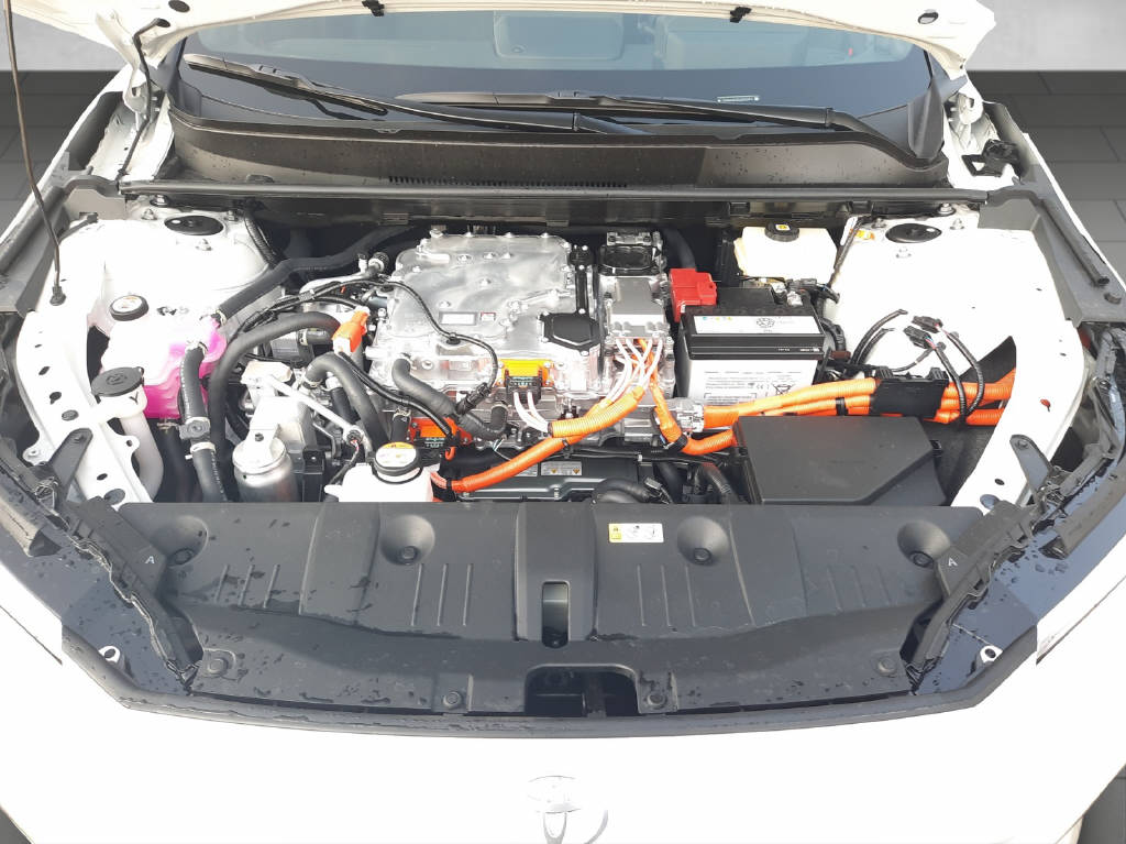 TOYOTA C-HR+ Premium AWD-image-15
