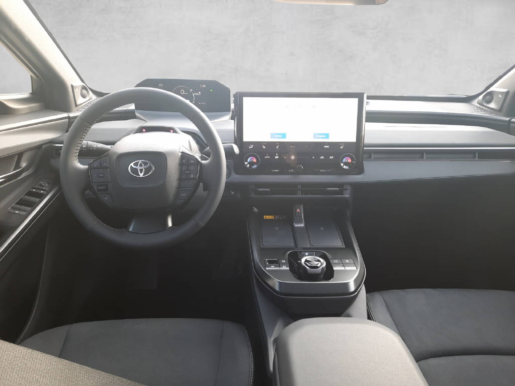 TOYOTA C-HR+ Premium AWD-image-5