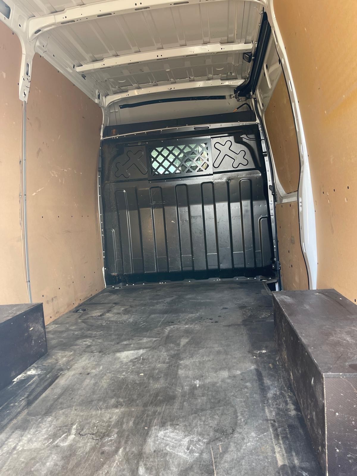 IVECO 35 S 14 A8 V-image-12