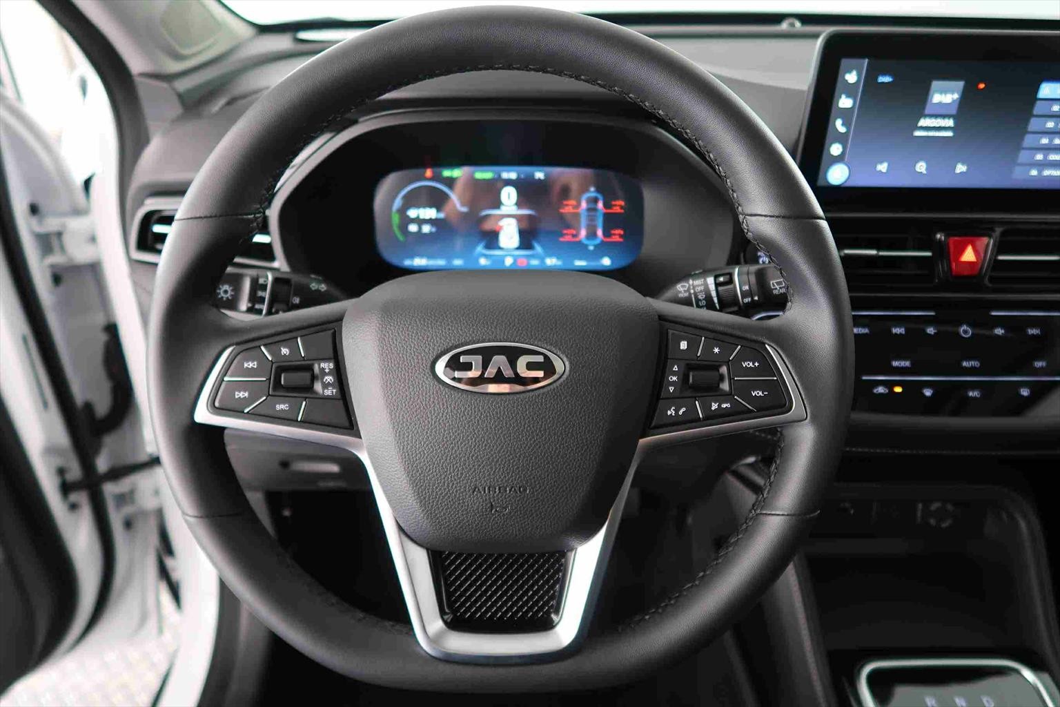 JAC e-JS4 EV Elektro Automat SUV-image-9