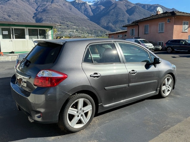 TOYOTA Auris 2.2 D-4D CleanPower Linea Sol Premium-image-1