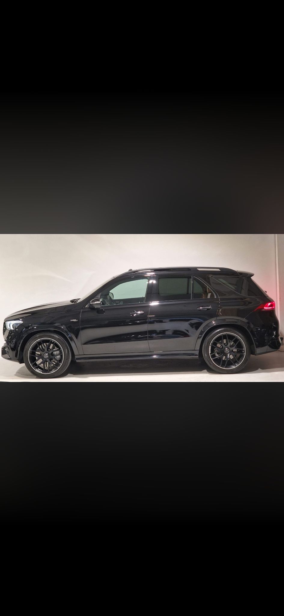 MERCEDES-BENZ GLE 53 AMG 4Matic+ 9G-Speedshift-showroom-element-2