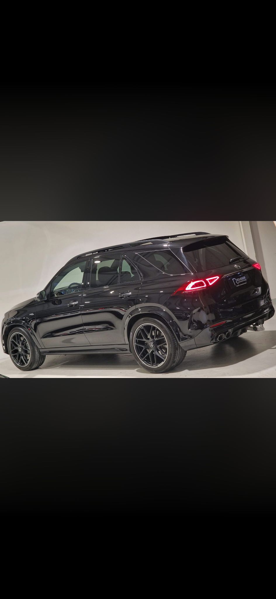 MERCEDES-BENZ GLE 53 AMG 4Matic+ 9G-Speedshift-showroom-element-1