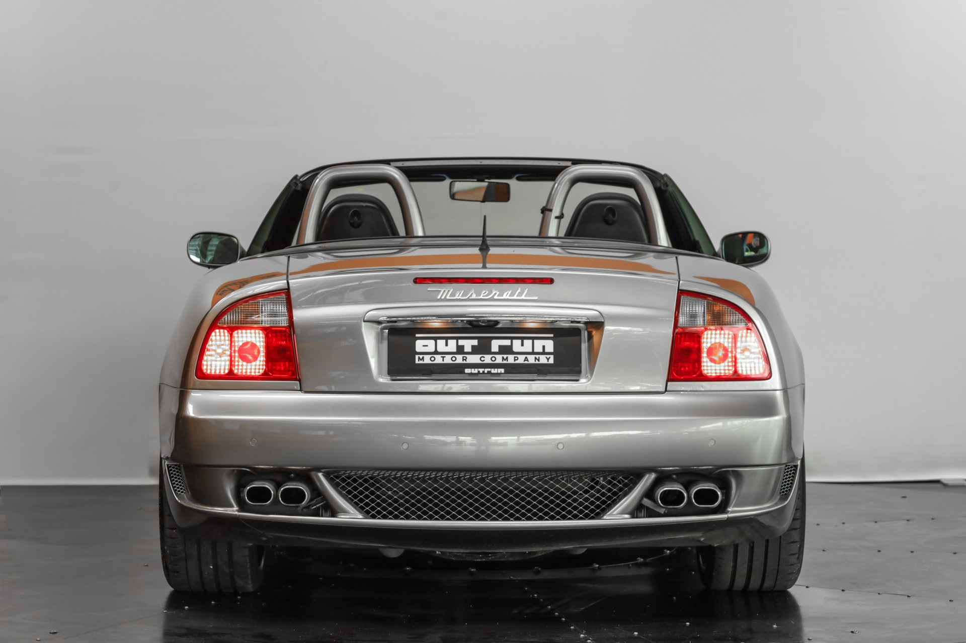 MASERATI Spyder GranSport-showroom-element-3