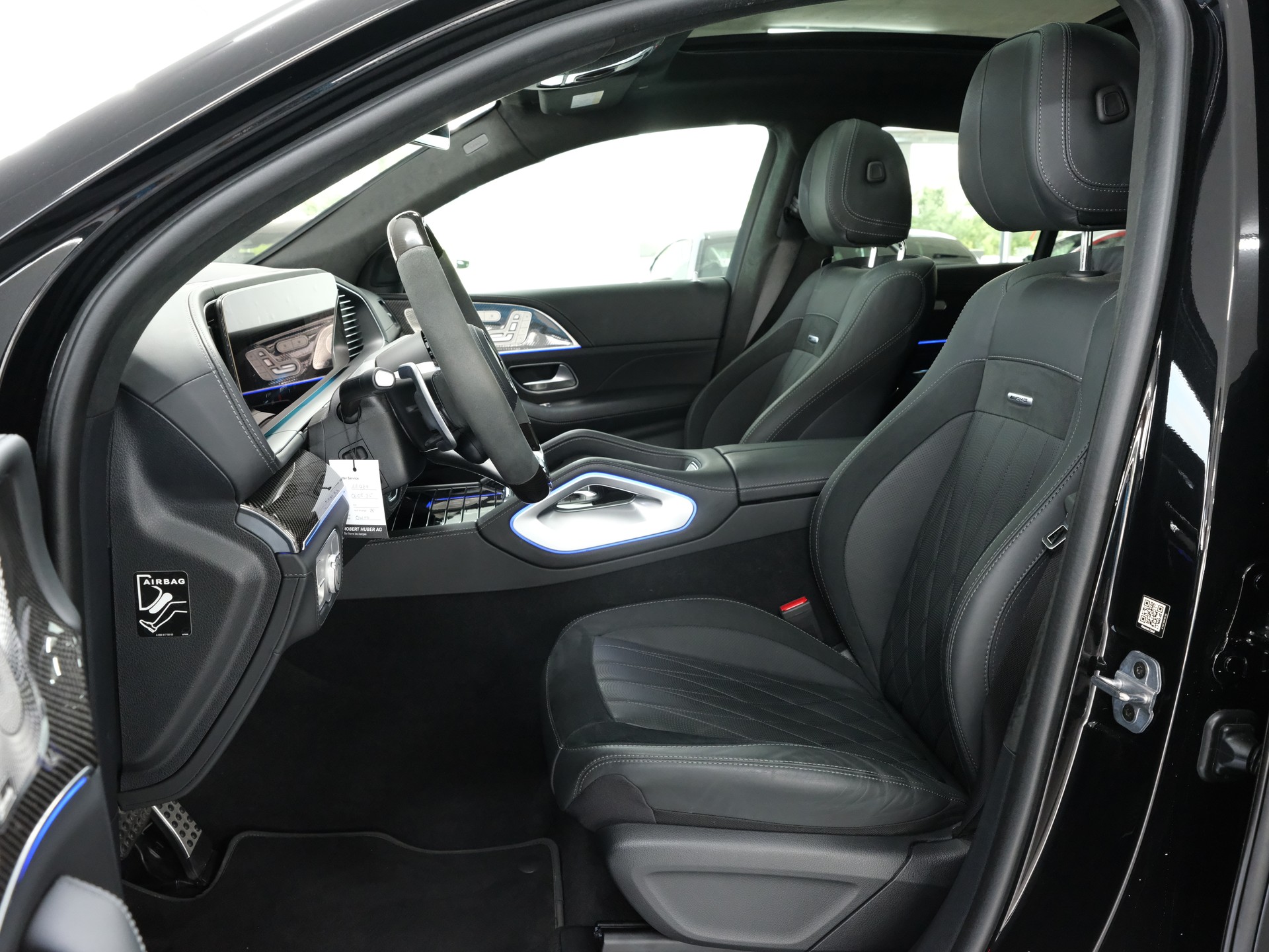 MERCEDES-BENZ GLE Coupé 63 S AMG 4Matic+ Speedshift *Burmester* *Carbon Packet* *Werksgarantie*-image-14
