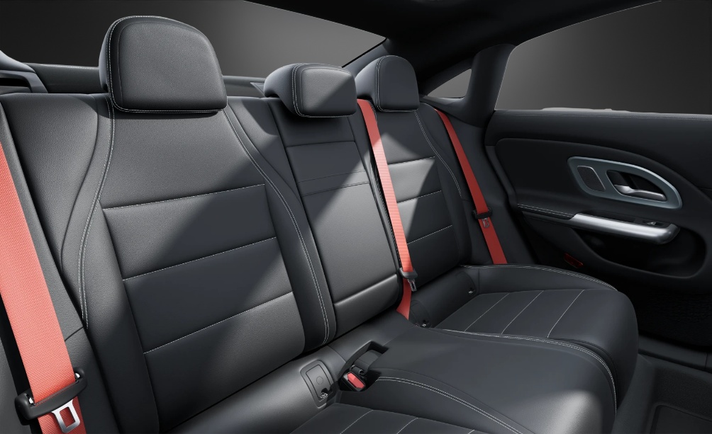MERCEDES-BENZ CLA 220 4Matic 8G-DCT-image-8