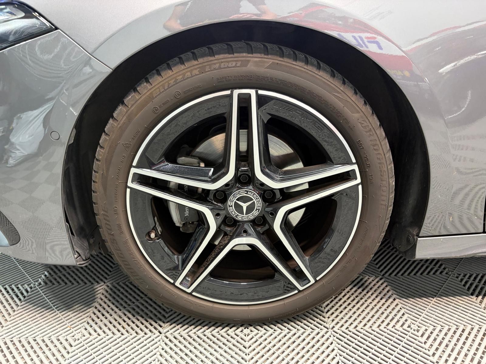 MERCEDES-BENZ A 200 7G-DCT-image-29