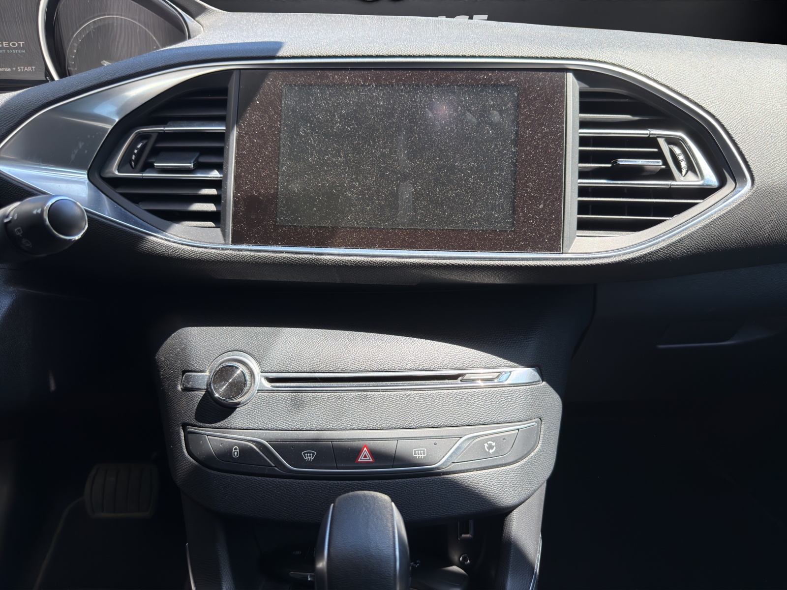 PEUGEOT 308 1.2 PureTech 130 Active S/S-image-6