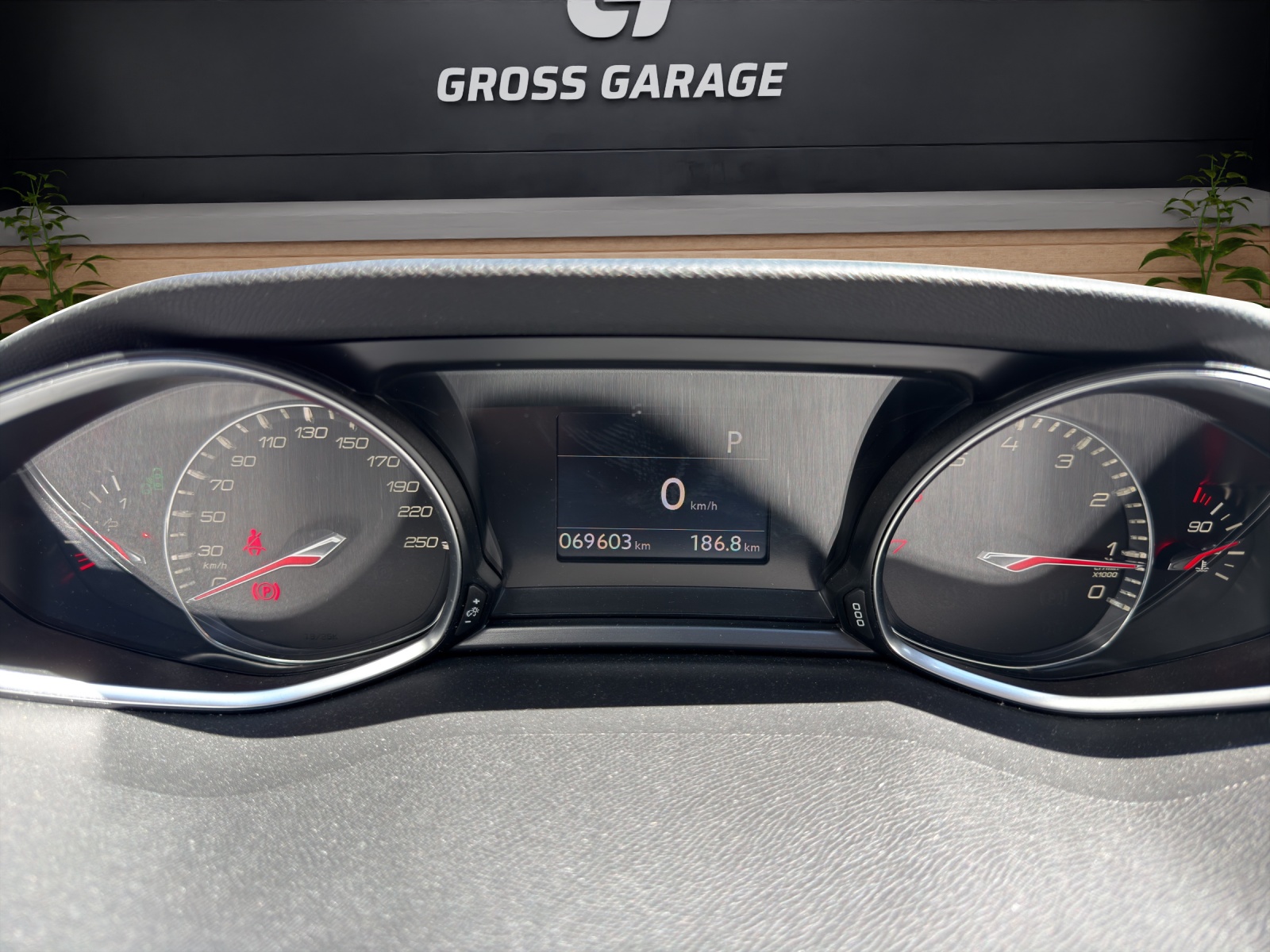 PEUGEOT 308 1.2 PureTech 130 Active S/S-image-11