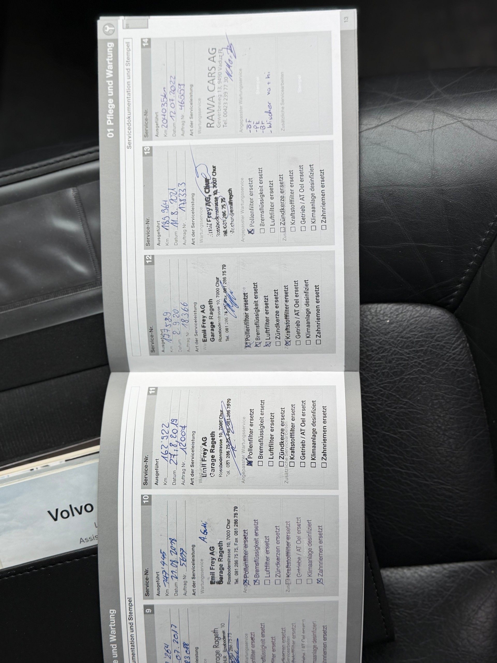 VOLVO V70 D5 Momentum-image-14