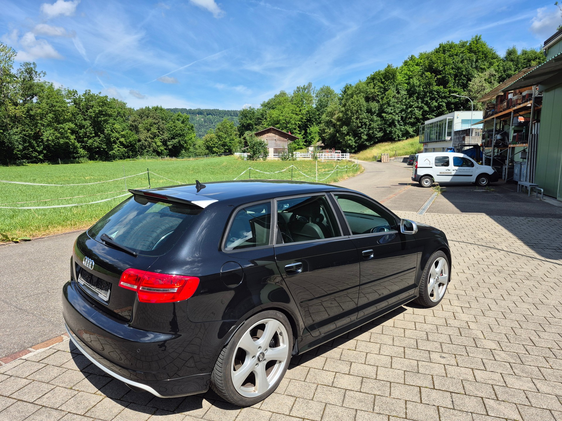 AUDI RS3 Sportback 2.5 TFSI quattro S-tronic-image-6