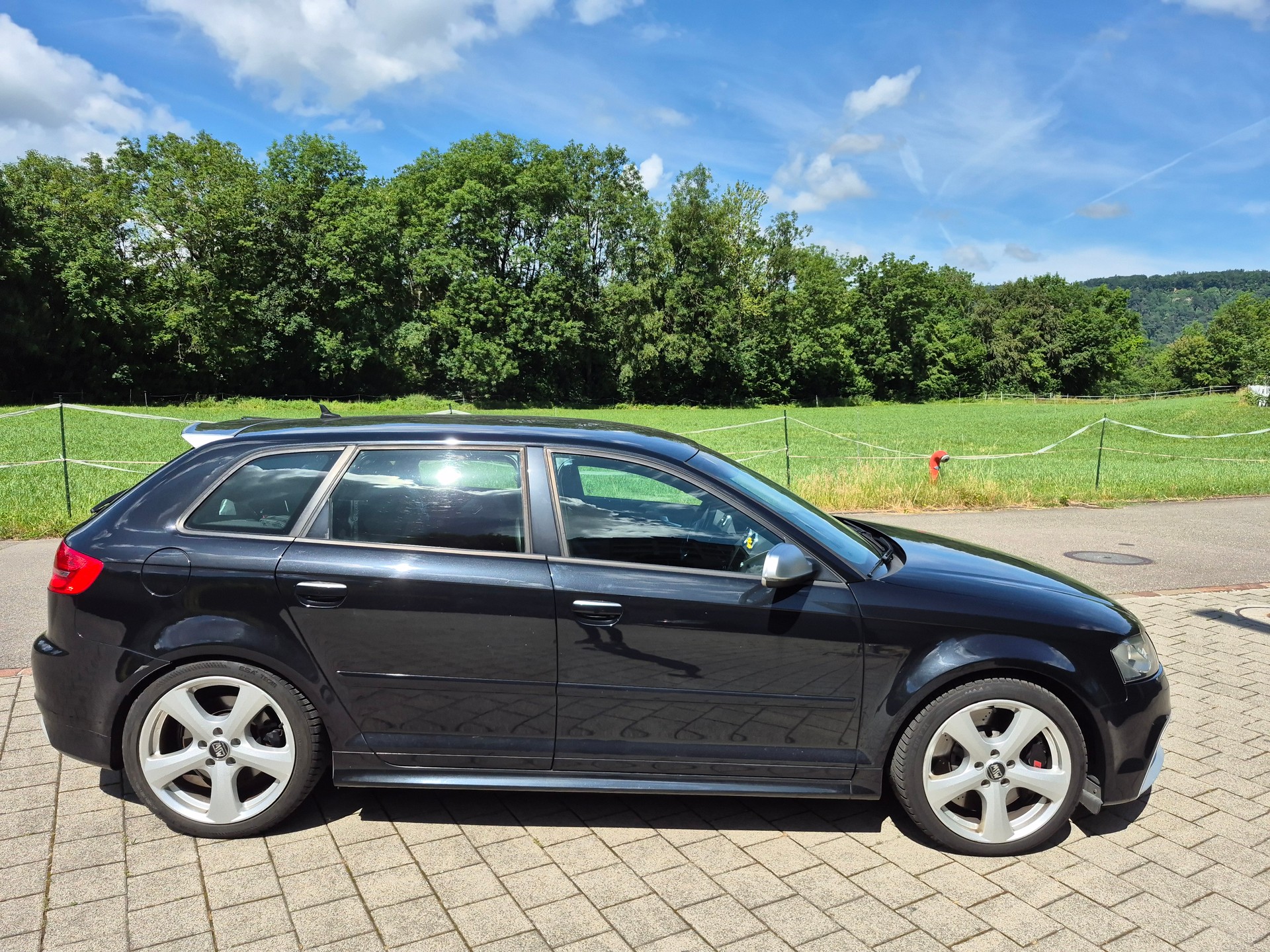 AUDI RS3 Sportback 2.5 TFSI quattro S-tronic-image-3