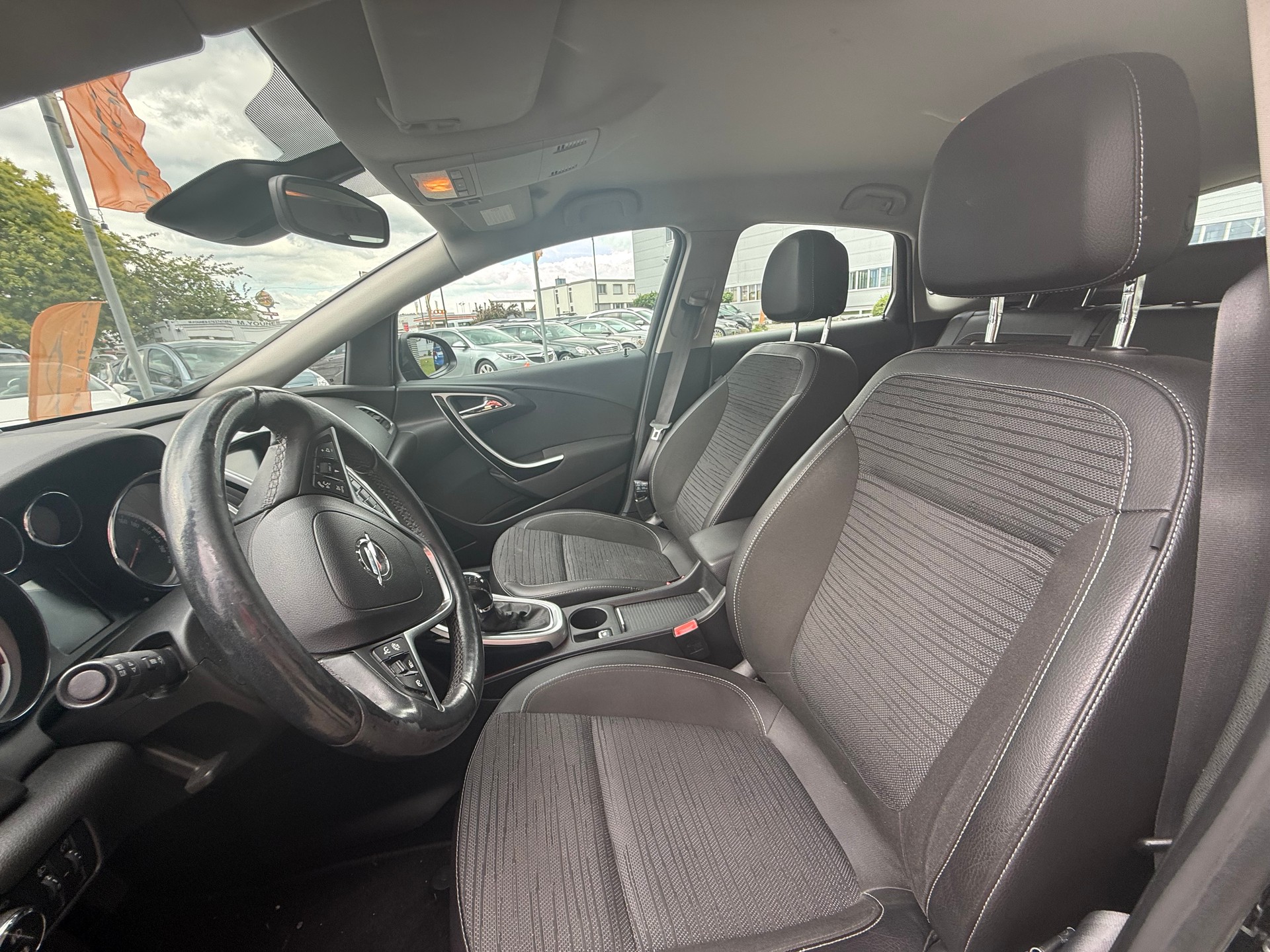 OPEL Astra 1.4i 16V Turbo Sport-image-8