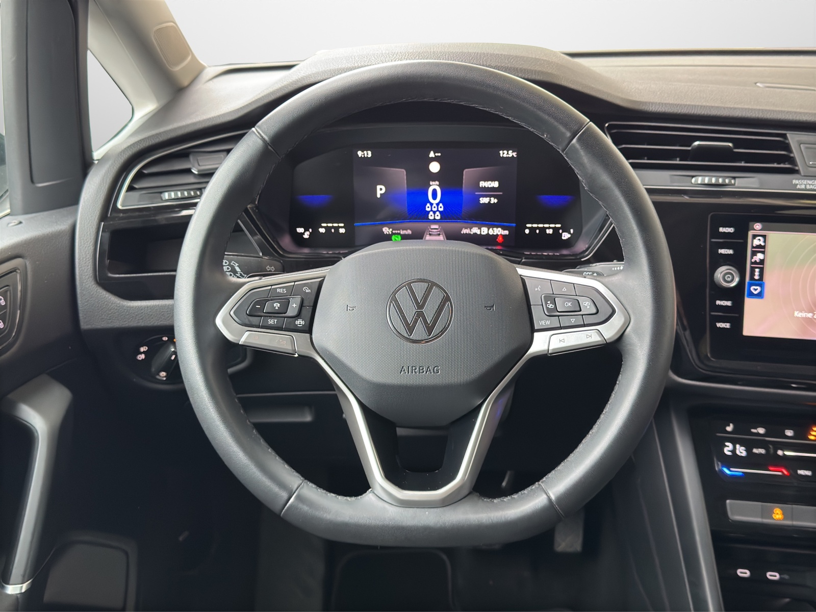 VW Touran 1.5 TSI Comfortline DSG-image-8