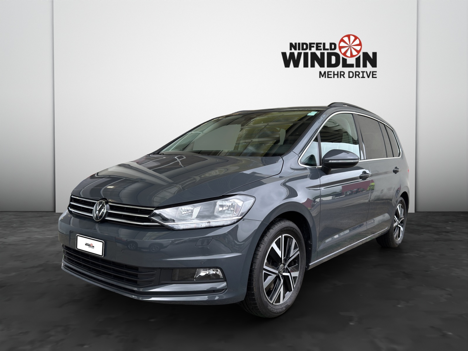 VW Touran 1.5 TSI Comfortline DSG-showroom-element-1