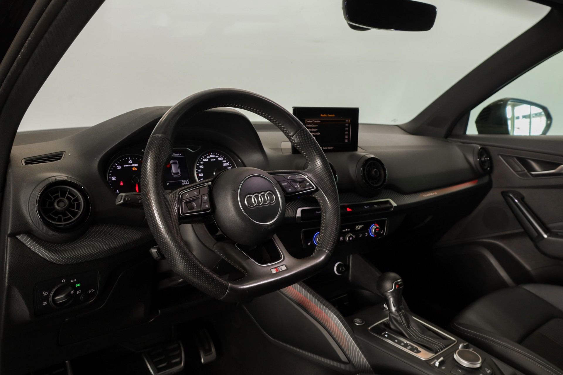 AUDI Q2 2.0 TDI sport quattro S-tronic-image-6