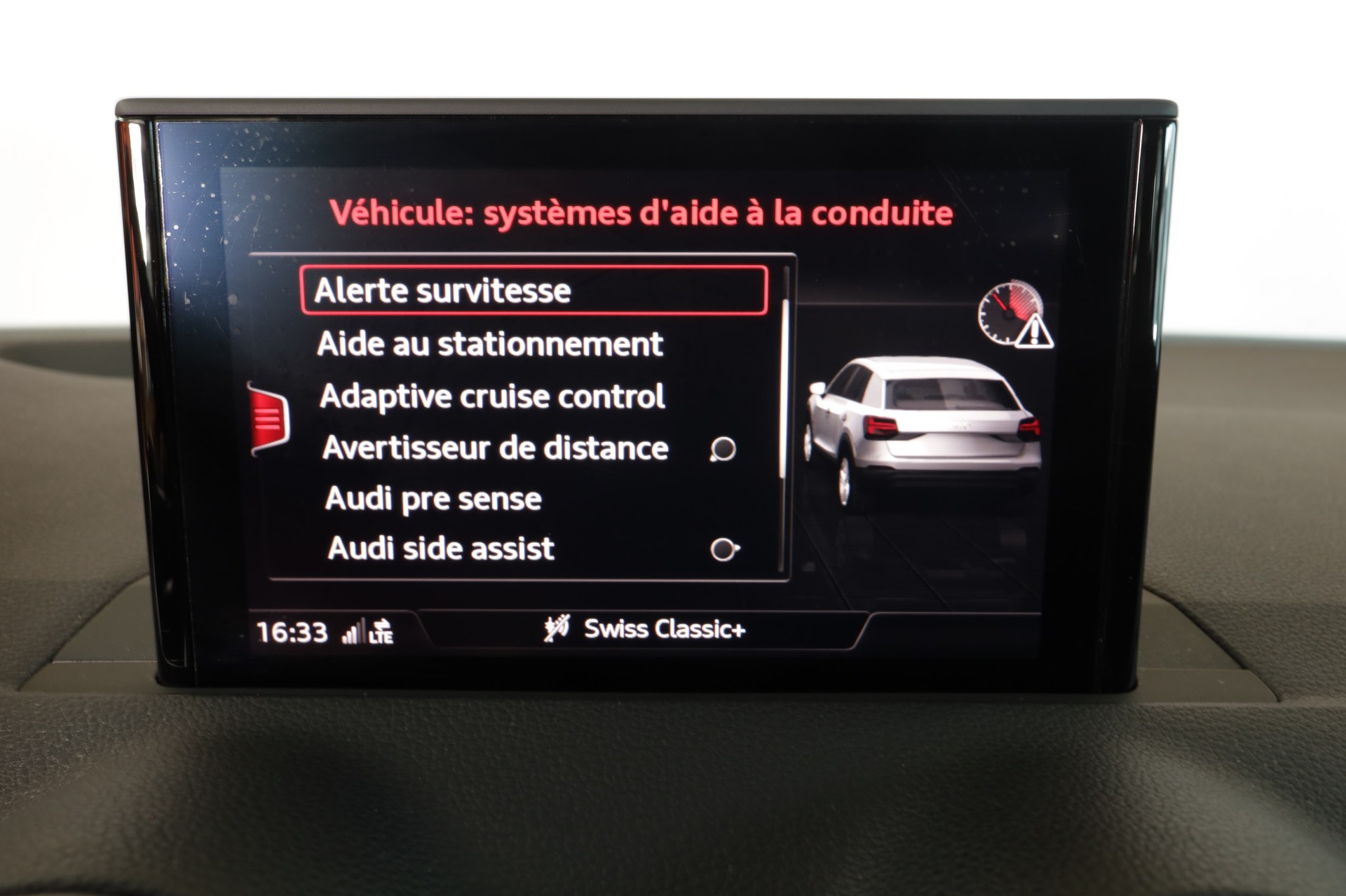 AUDI Q2 2.0 TDI sport quattro S-tronic-image-12