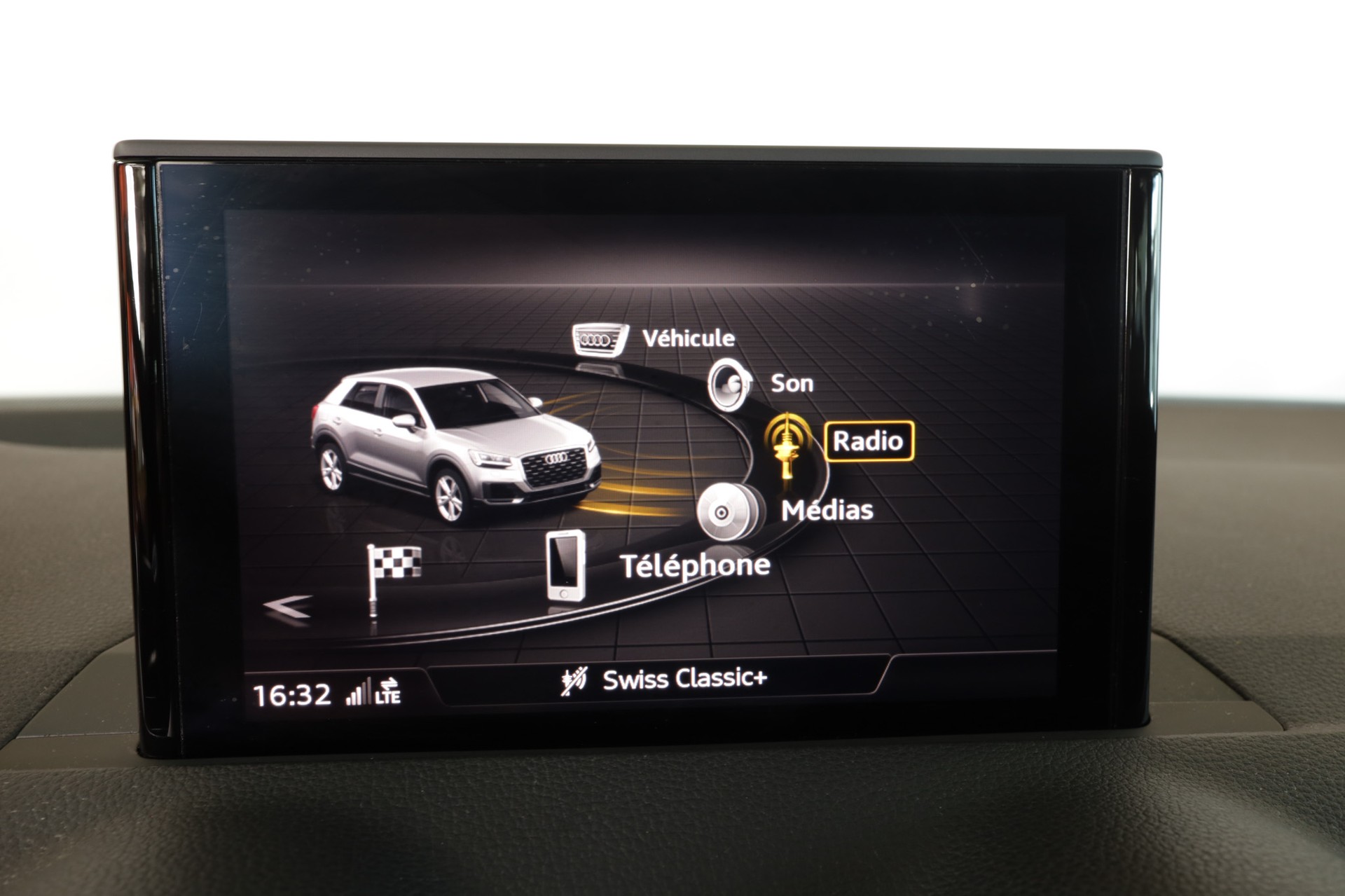 AUDI Q2 2.0 TDI sport quattro S-tronic-image-10