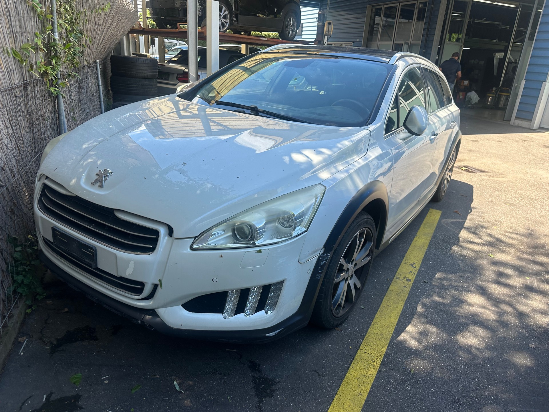 PEUGEOT 508 RXH 2.0 HDI Hybrid4 EGS6