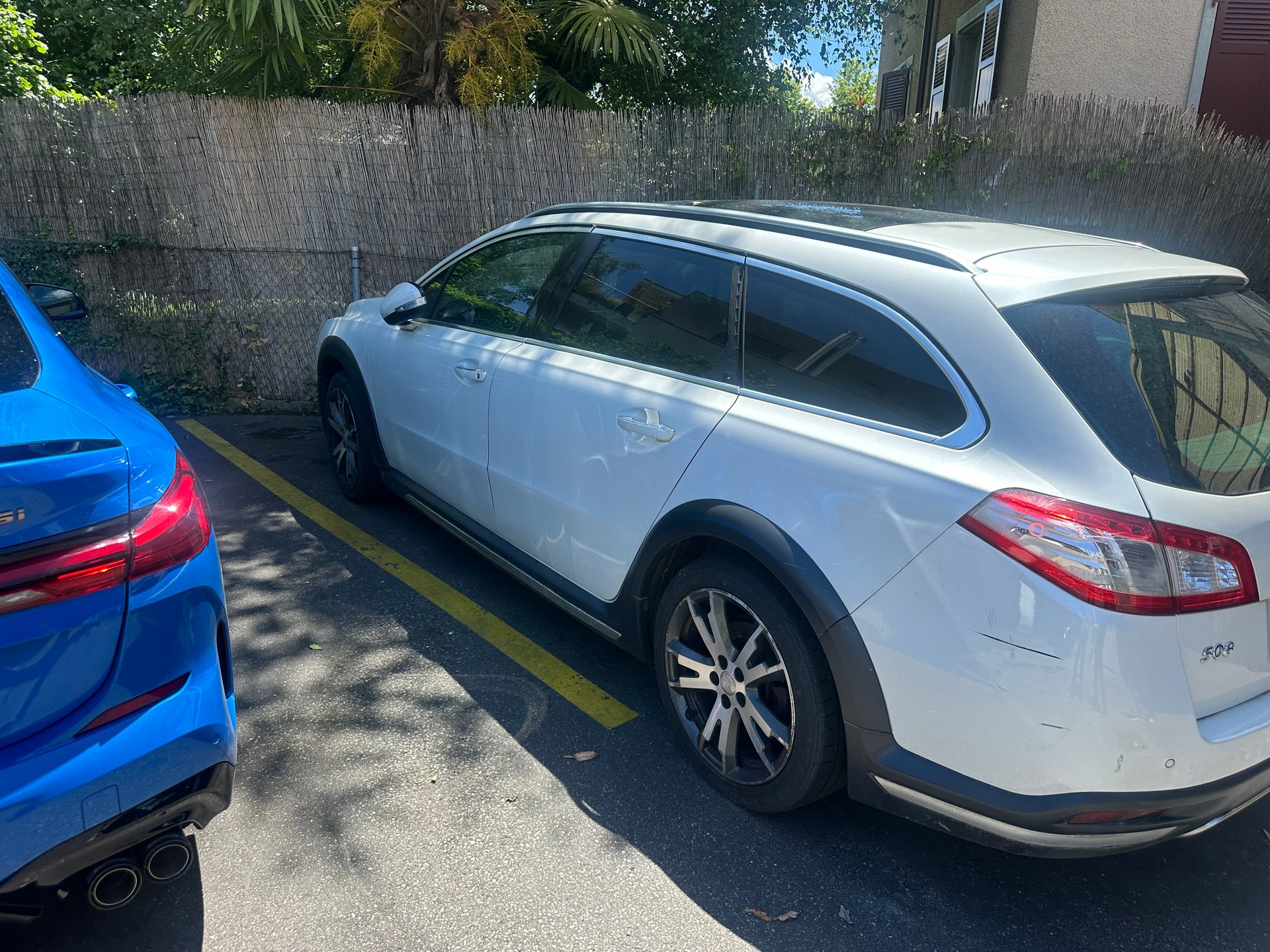 PEUGEOT 508 RXH 2.0 HDI Hybrid4 EGS6-image-8