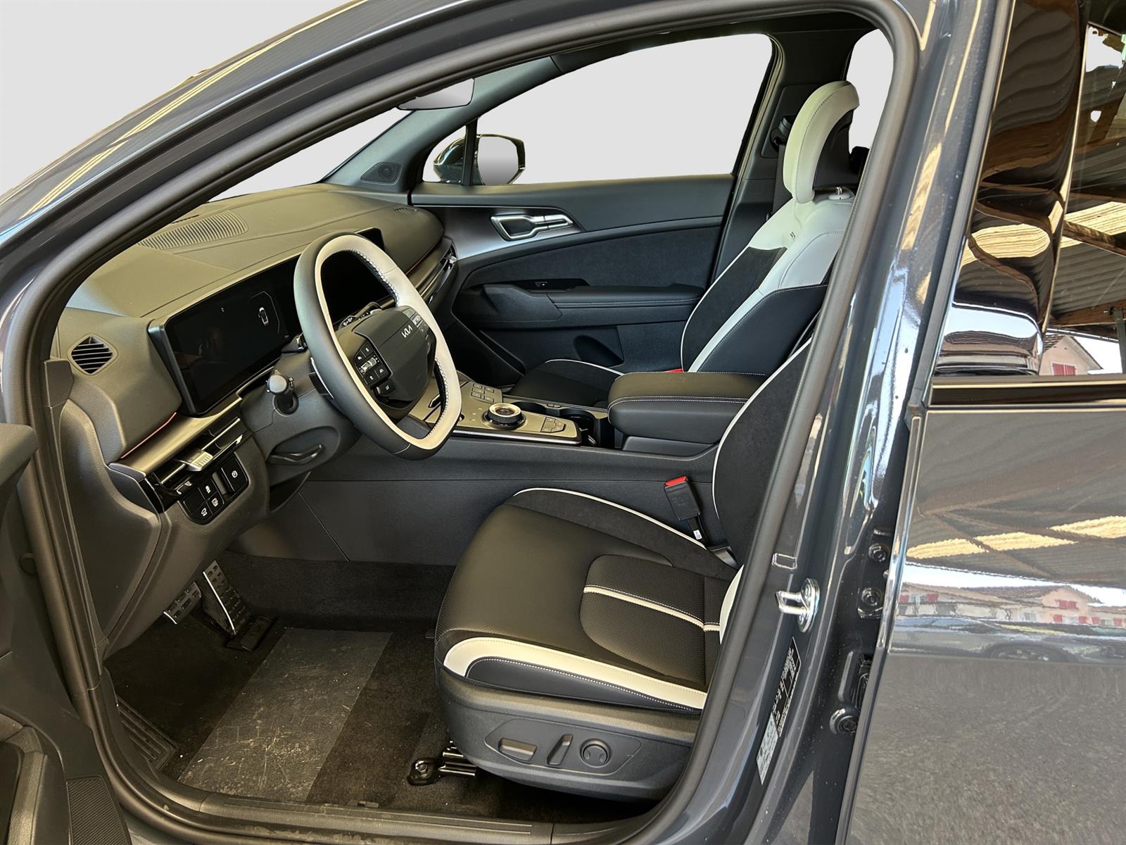 KIA Sportage 1.6 T-GDi Hybrid GT-Line-image-6