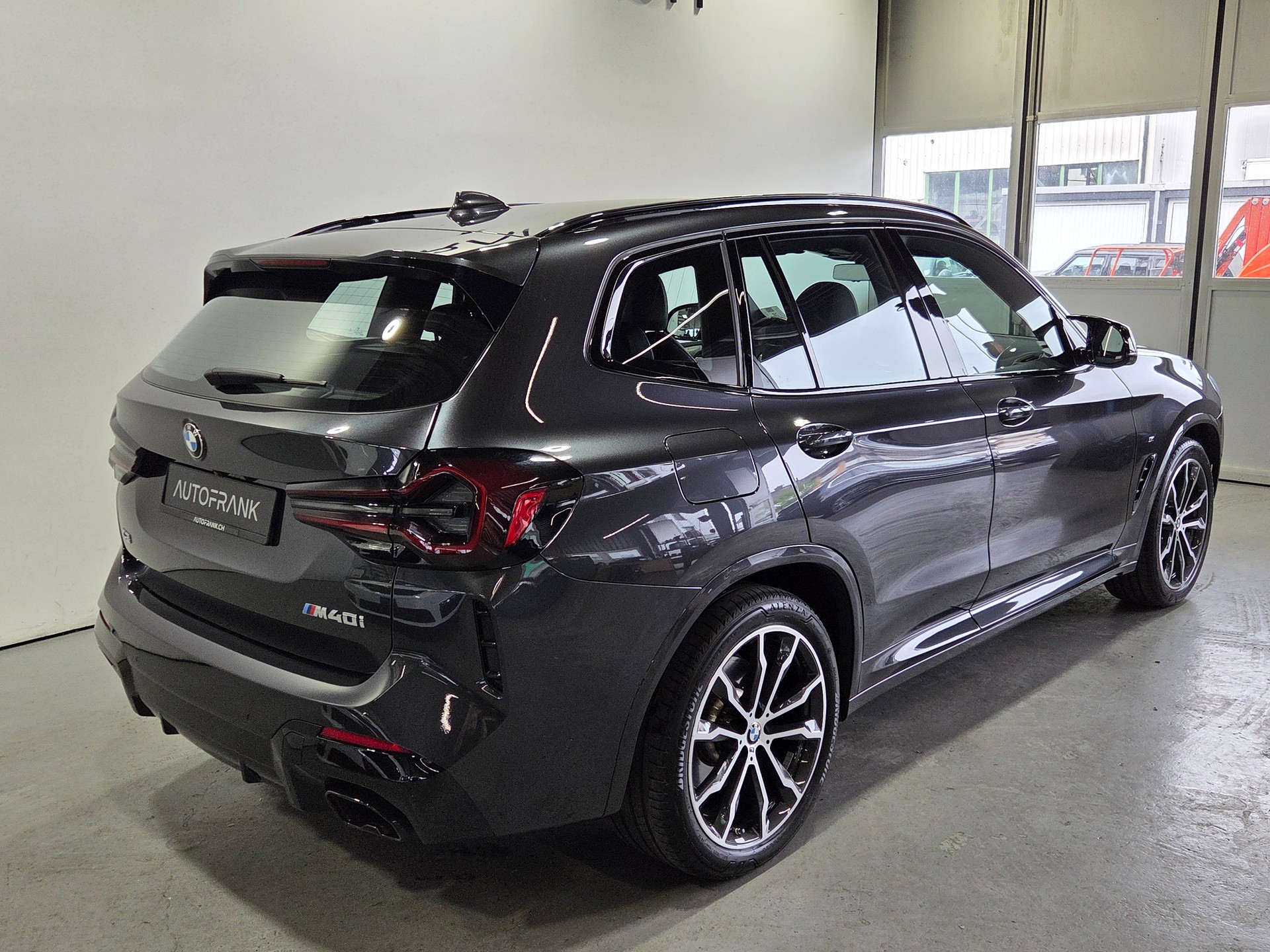 BMW X3 M40i-image-18