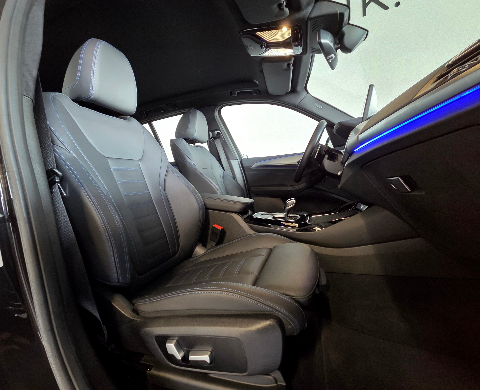 BMW X3 M40i-image-4