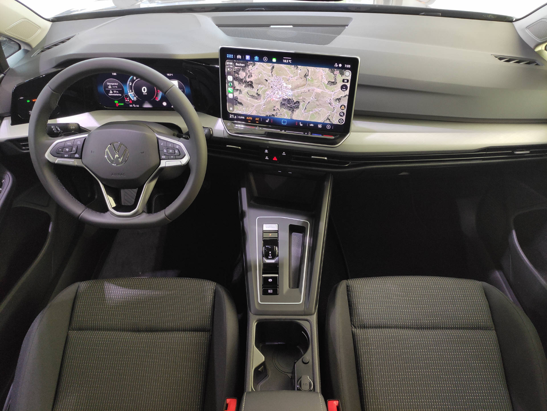 VW Golf VIII 1.5 eTSI Value DSG-image-11