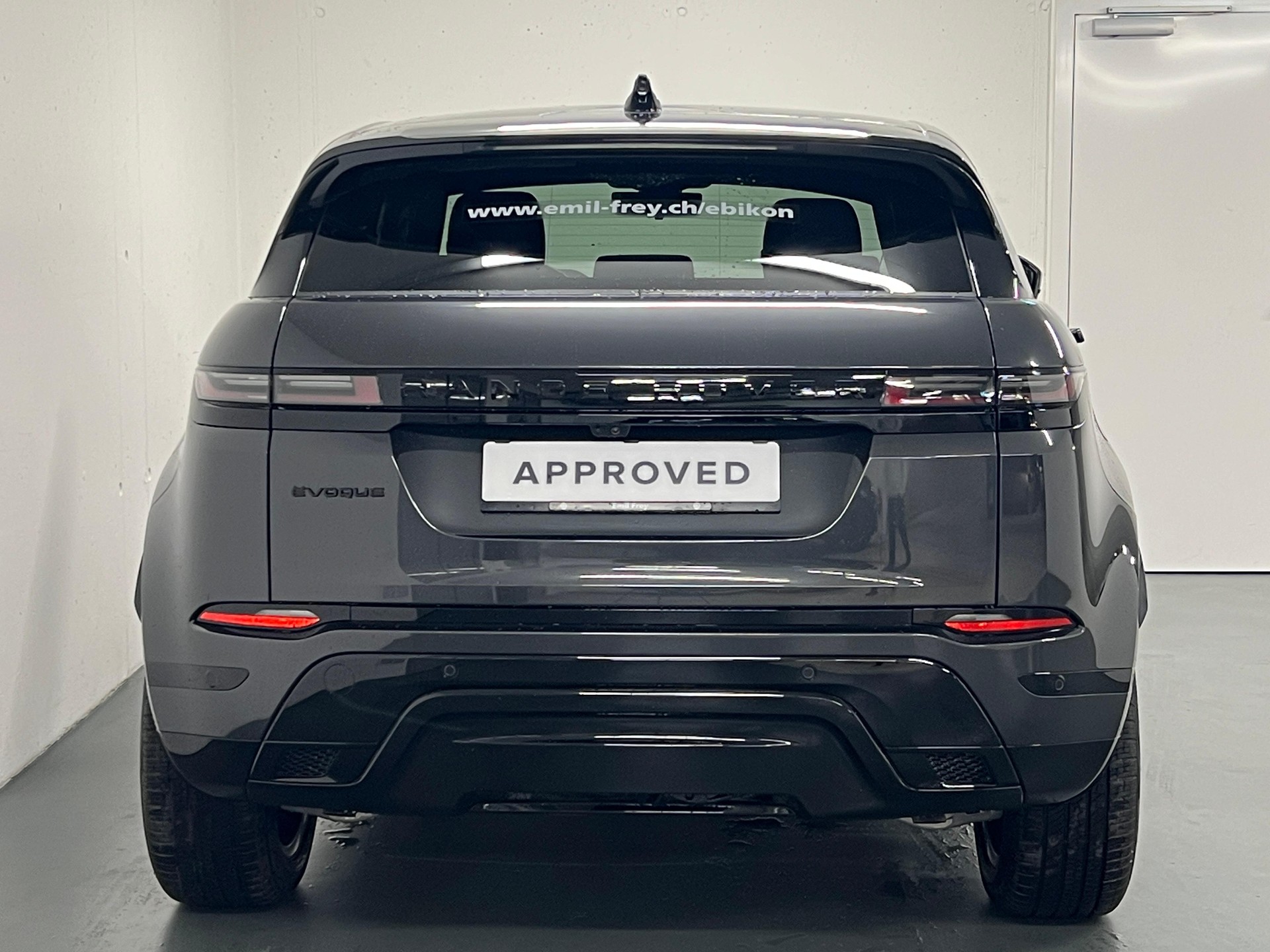 LAND ROVER Range Rover Evoque 1.5 T 270e Dynamic HSE-image-11