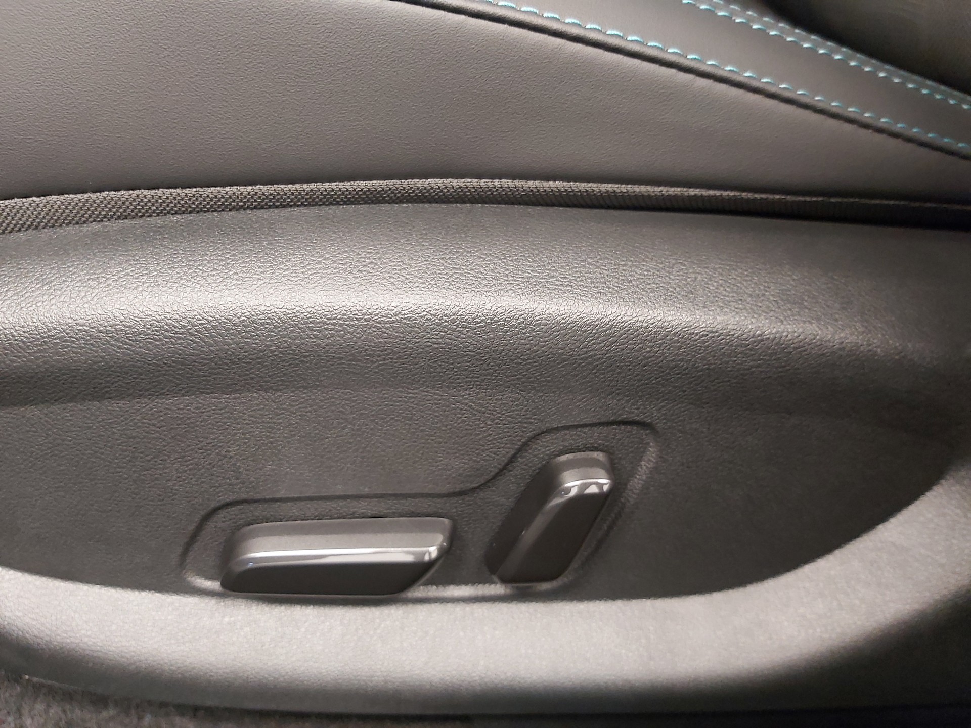 BYD Seal 6 DM-i Comfort-image-16