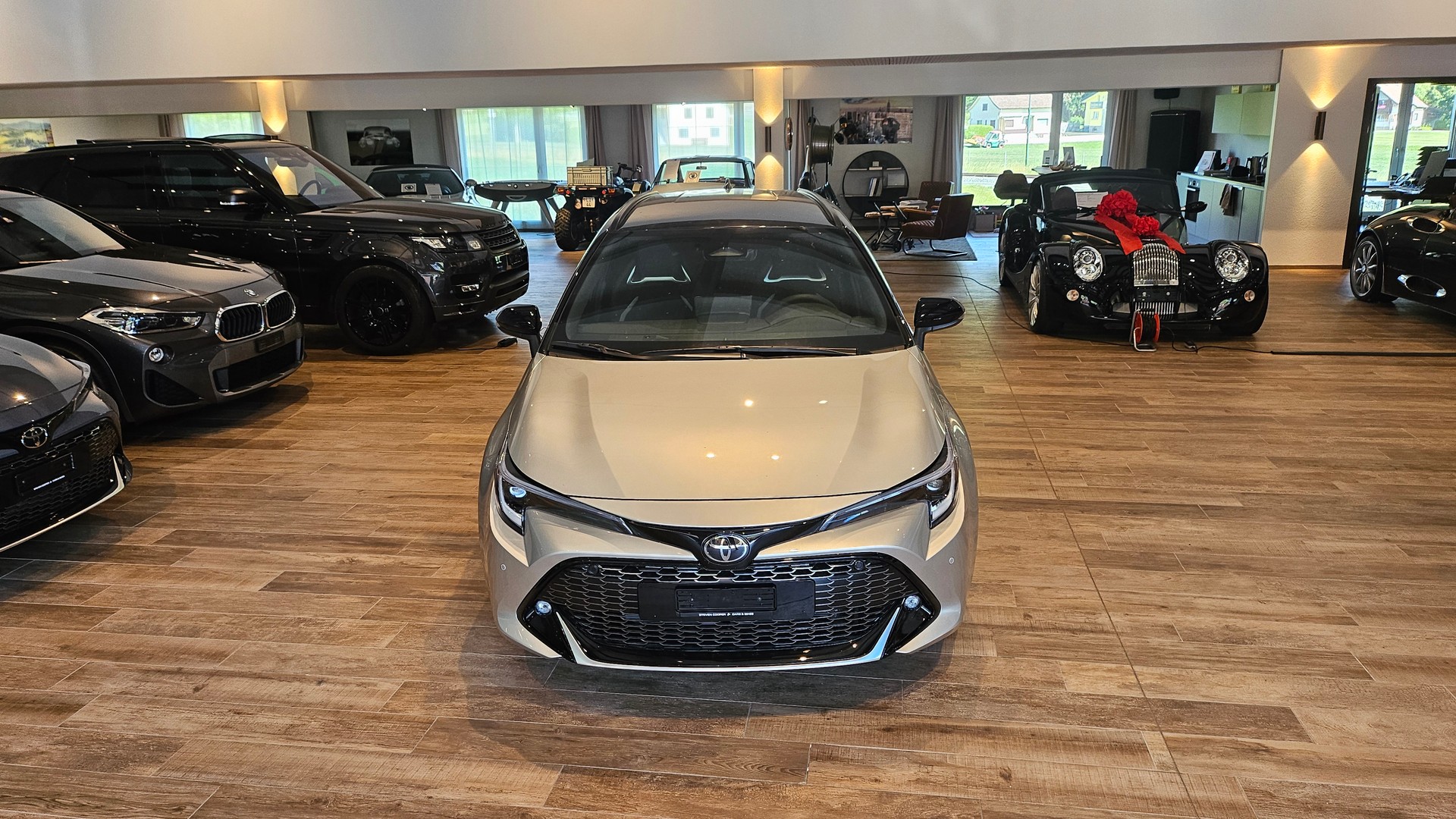 TOYOTA Corolla Touring Sports 2.0 HSD GR Sport e-CVT🔥🔥-showroom-element-3