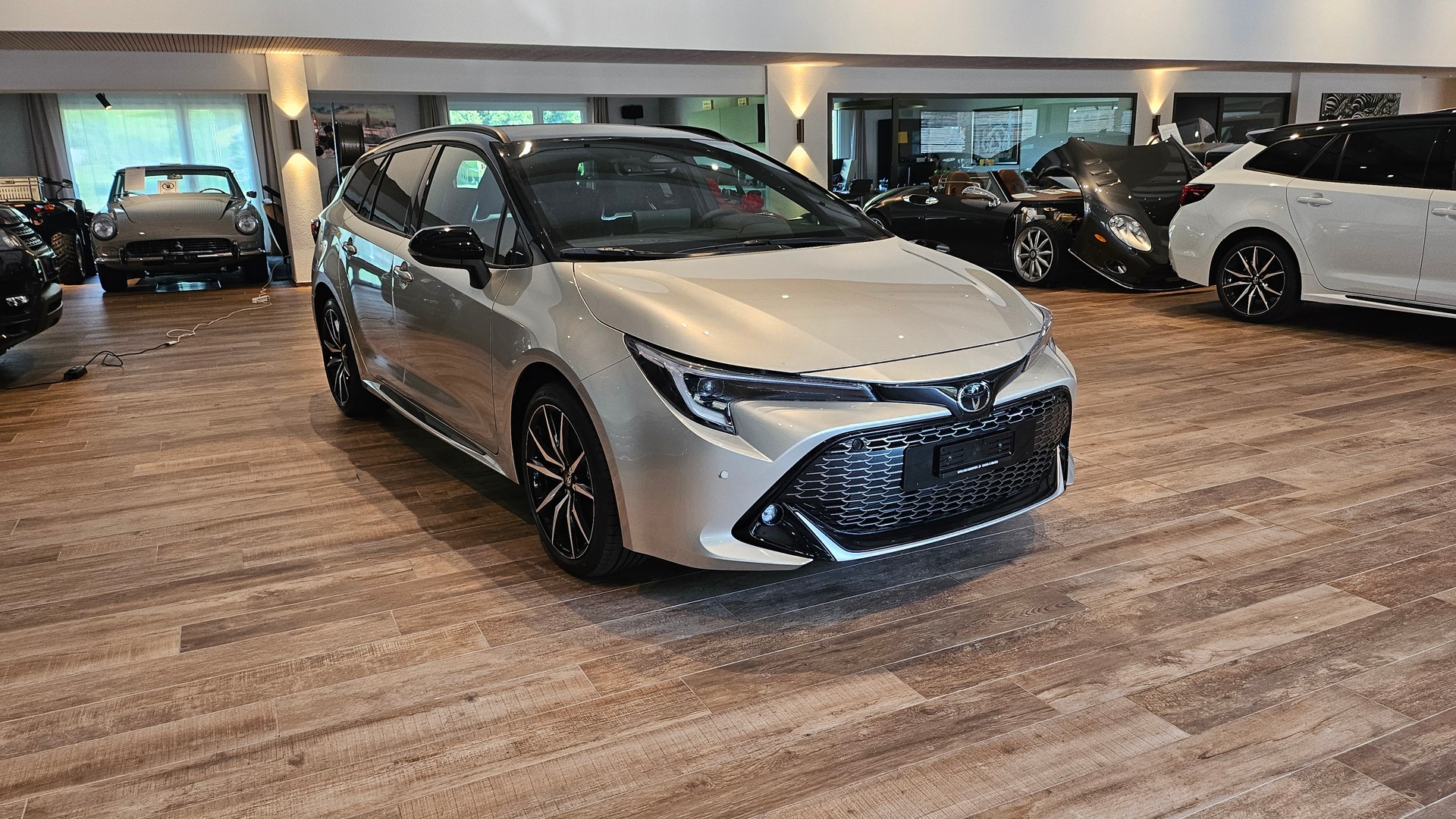 TOYOTA Corolla Touring Sports 2.0 HSD GR Sport e-CVTđ„đ„-image-4