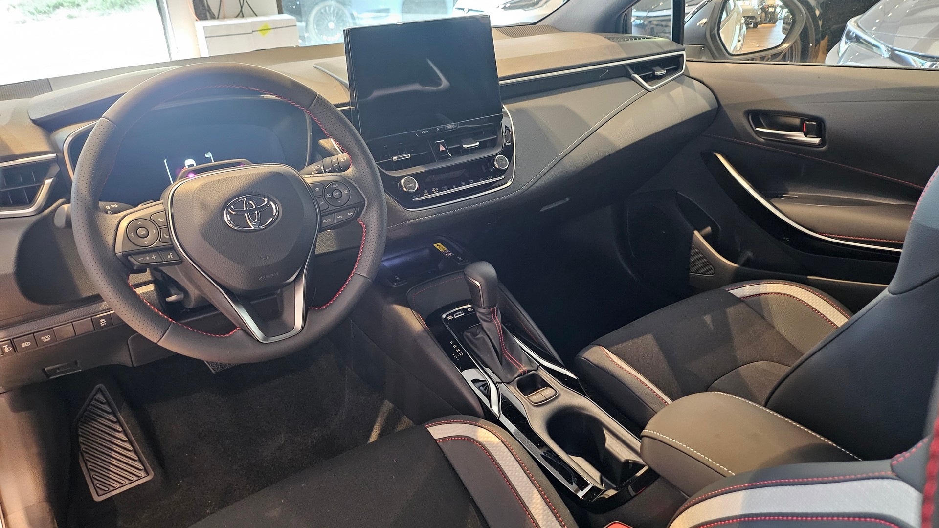 TOYOTA Corolla Touring Sports 2.0 HSD GR Sport e-CVTđ„đ„-image-20